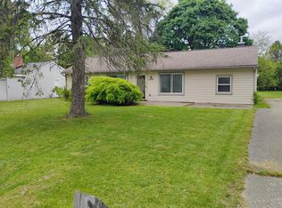 6478 Hermana Rd, West Bloomfield, MI 48324