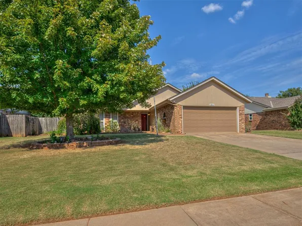 1011 Taurus Dr, Edmond, OK 73003