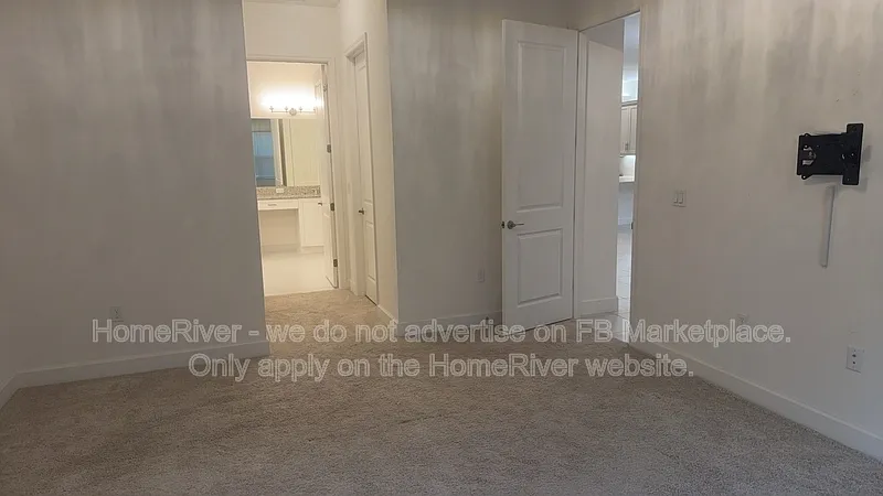 3 bed, 2.5 bath, 2254 sqft, $3,500 — Photo 3
