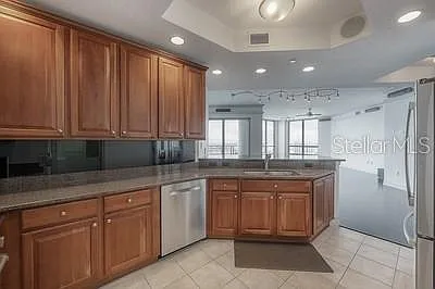 449 S 12th St #2401 — Photo 11