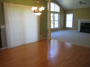 20 Seton Ct, Penfield, NY 14526