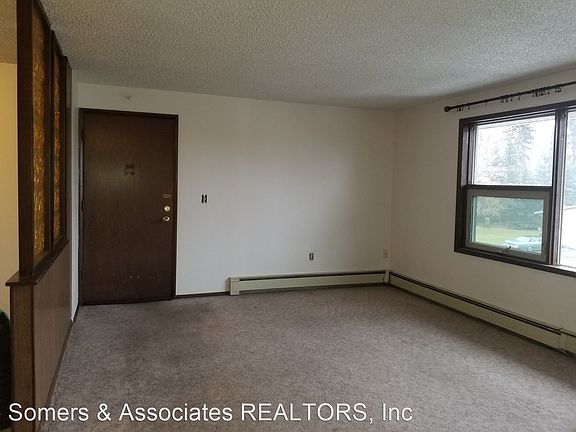 2nd image of 170 7th Ave APT 1