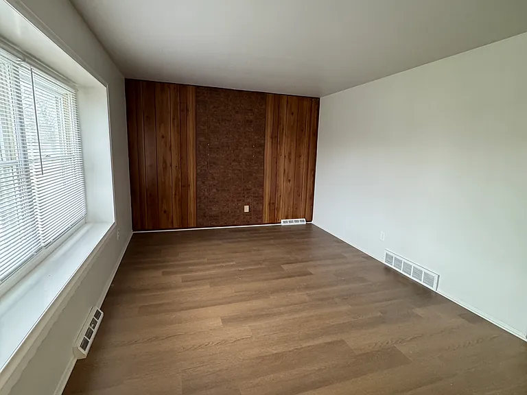 5722 Centralia St — Photo 4