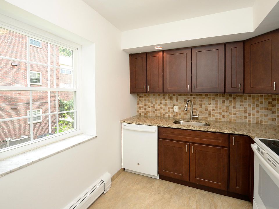 20 Ridge Rd Ridgewood NJ Zillow