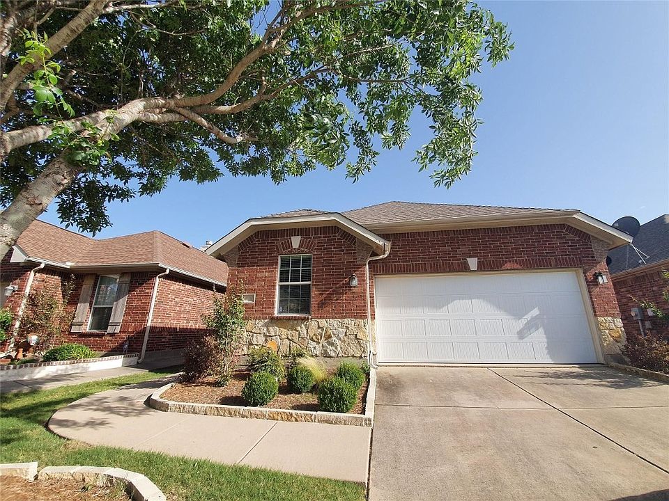 1st image of 16016 Crosslake Ct