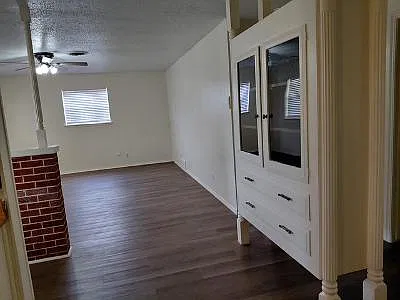SW 77th Place, Oklahoma City — Photo 4