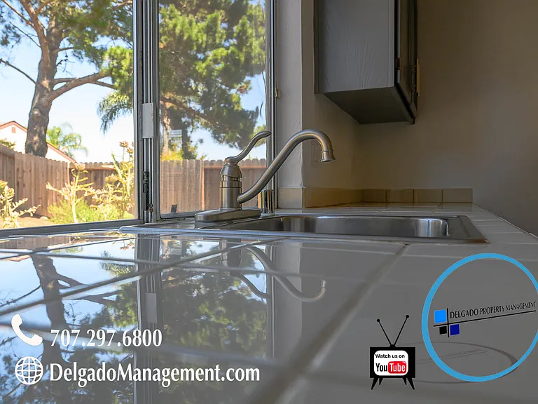 527 Fuchsia Dr — Photo 10