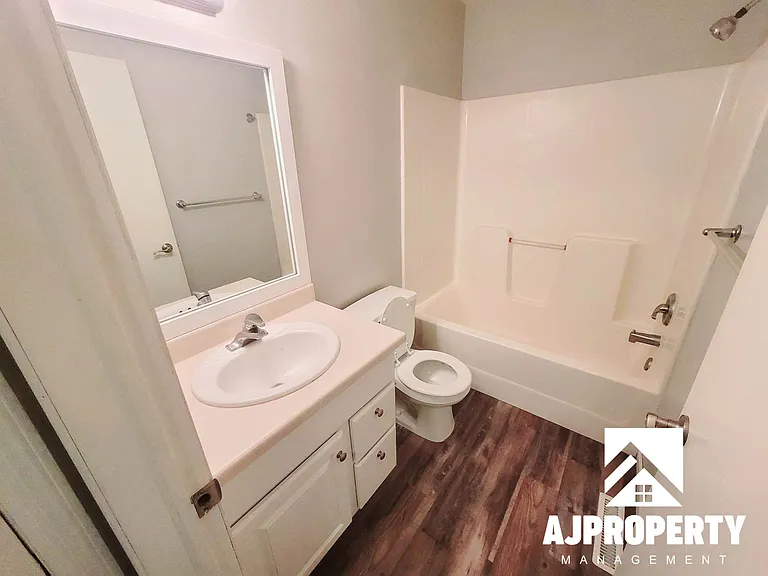 4907 S Tennis Ln — Photo 9