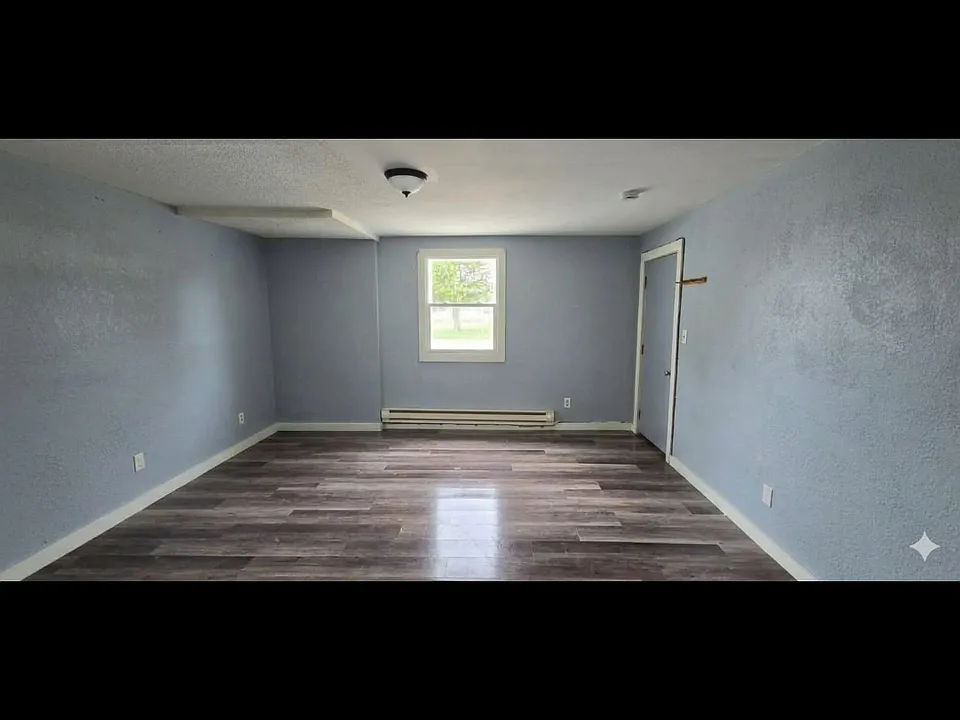 540 N Main St #3