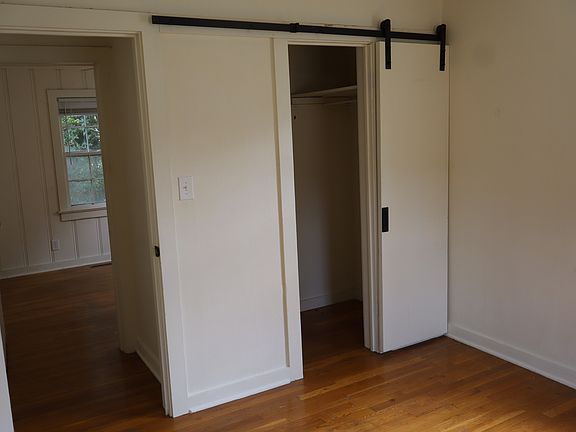 5th image of 1064 S Thelma Ave