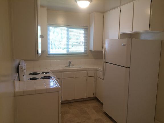 5th image of 1282 W Mc Kinley Ave APT 1