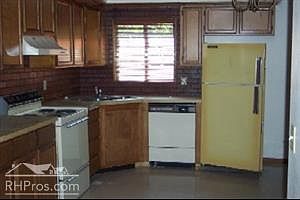 2nd image of 411 15th Ave S APT B