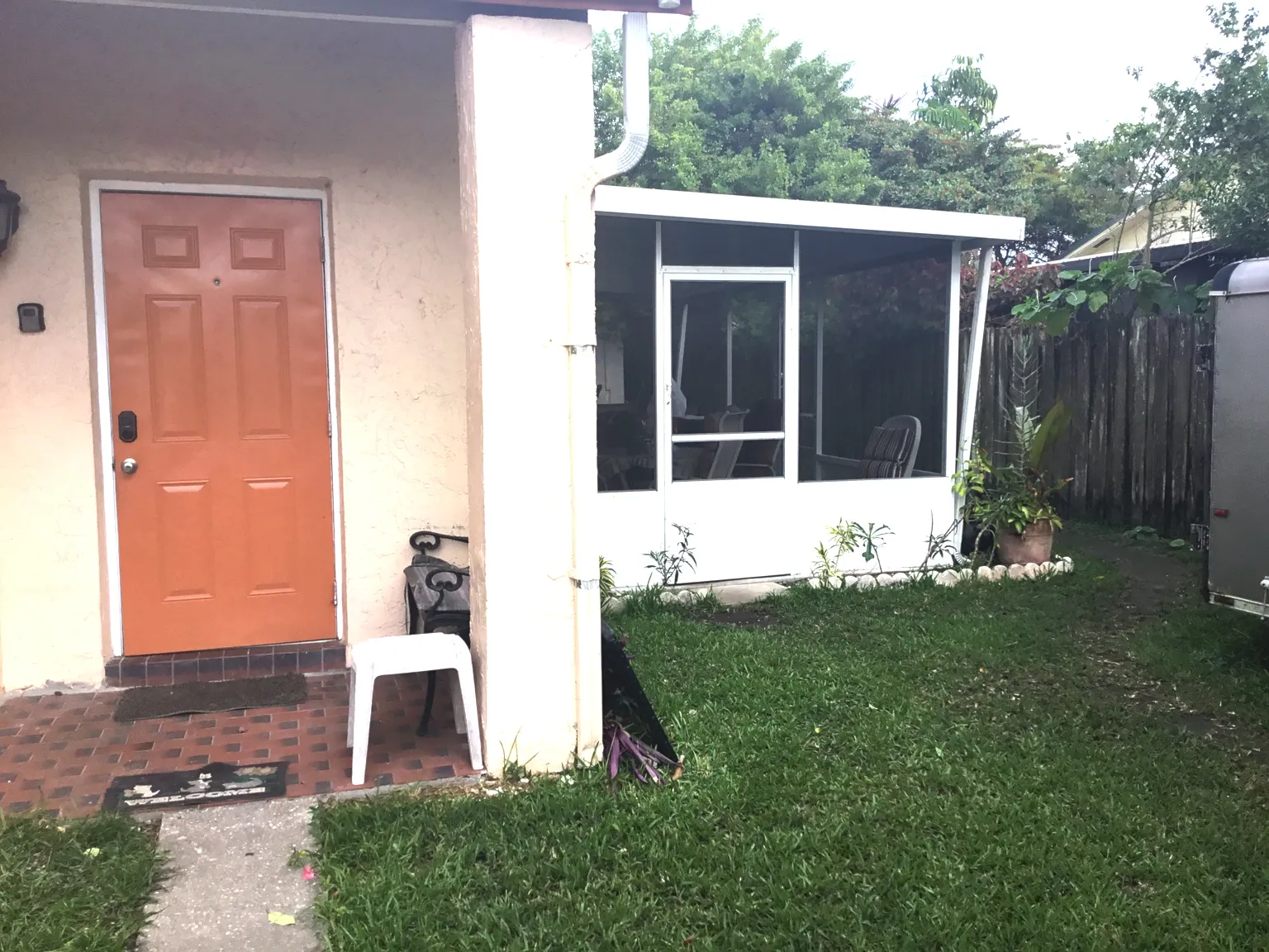 2 bed, 1029 sqft, $2,428 — Photo 3