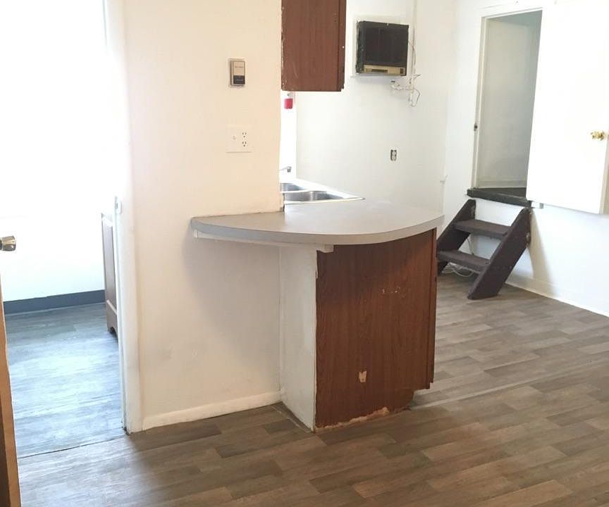 1st image of 30 Plymouth Ave APT 14