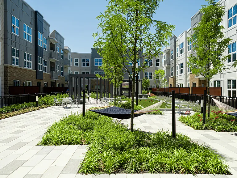 Rosera Wesmont — Photo 32