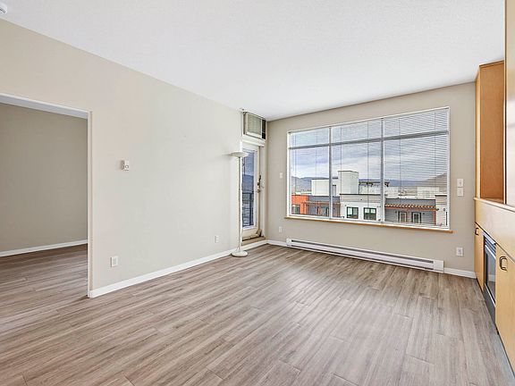 5th image of 619 Victoria St #701