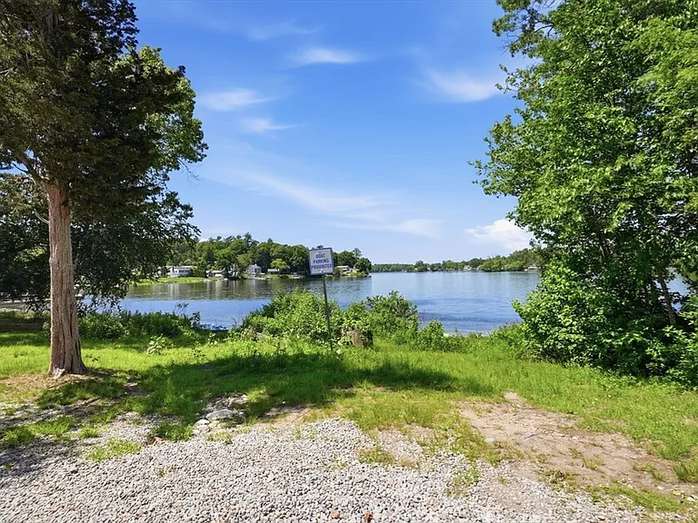 10 Fir Rd — Photo 33