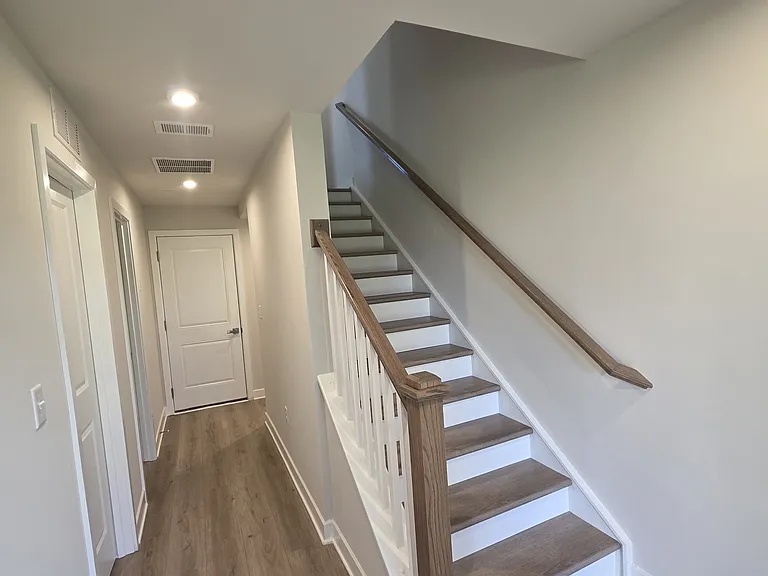 8 Weldon Way — Photo 65