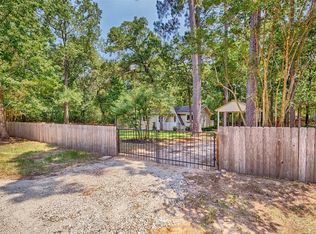 1207 Chickasaw Dr, Montgomery, TX 77316