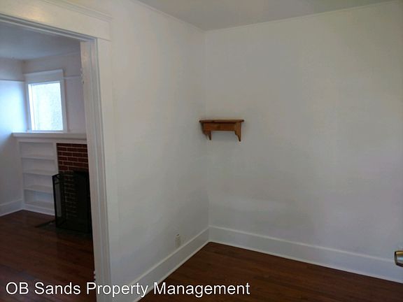 4th image of 3120 41st St