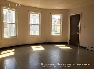 89 Chestnut St APT 201, Woonsocket, RI 02895