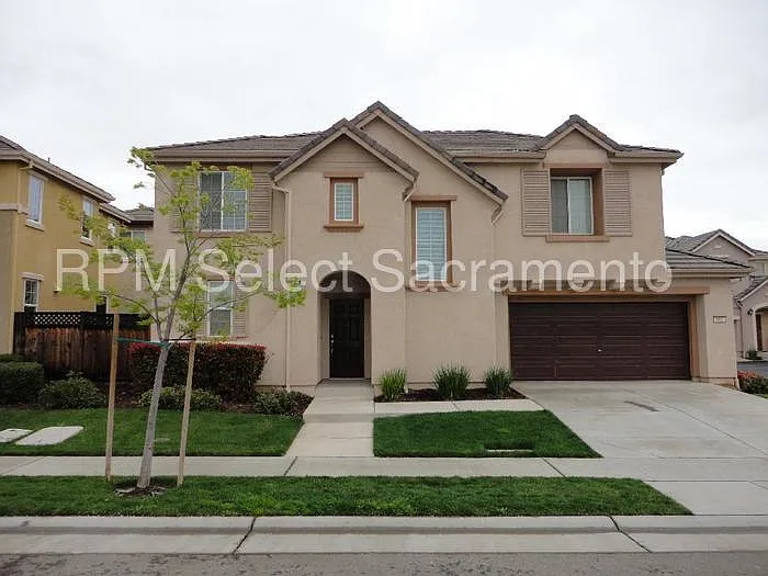 893 Equinox Loop photo 1