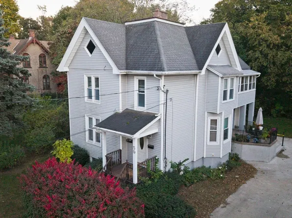59 Prospect St, Chicopee, MA 01013