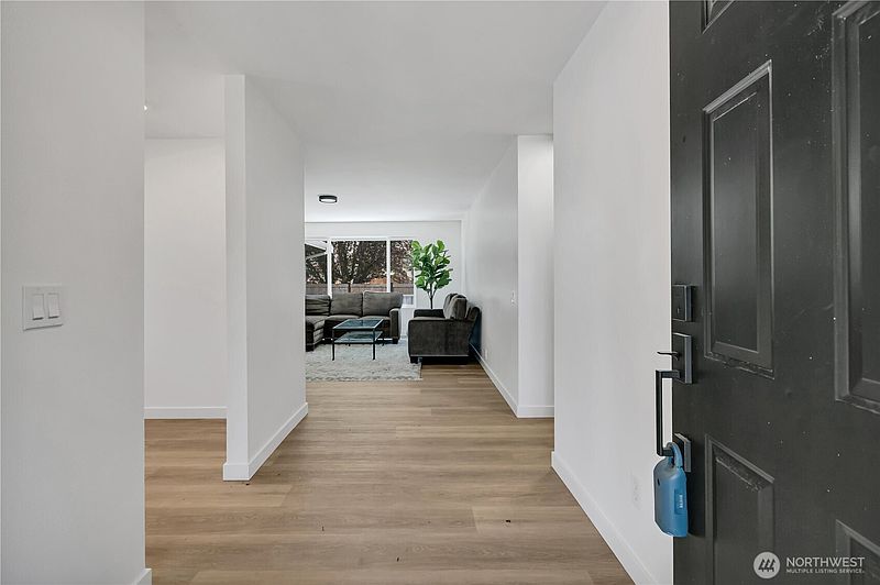 4th image of 101 Jewell Street