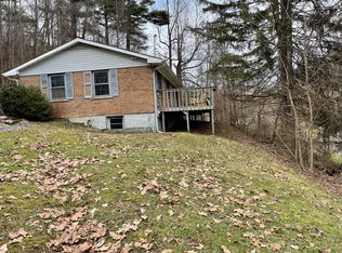 119 Willowood Rd, Beckley, WV 25801