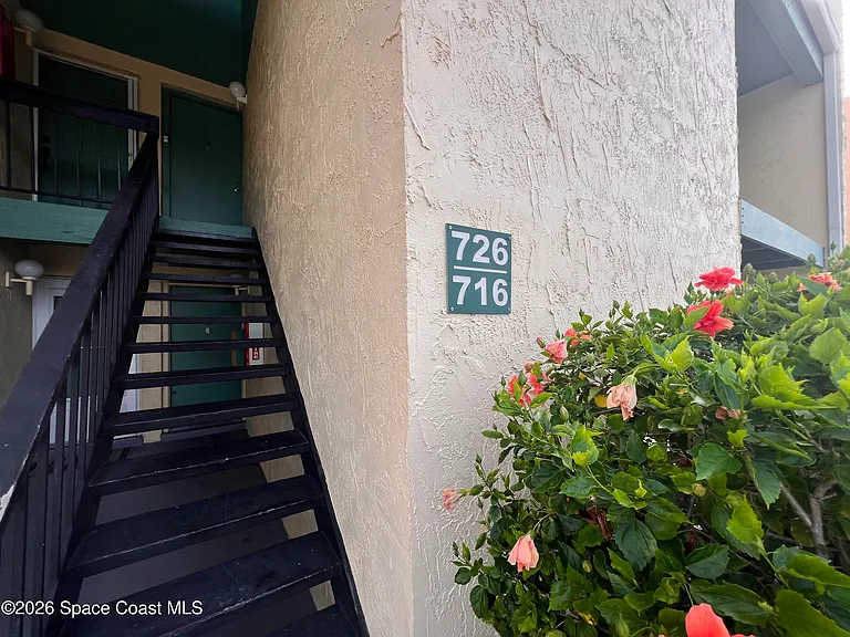 1225 N Wickham Rd #726 — Photo 1