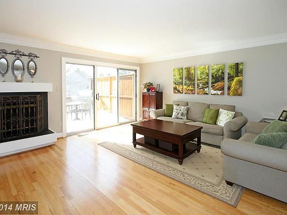 2nd image of 5614 Gosling Ct