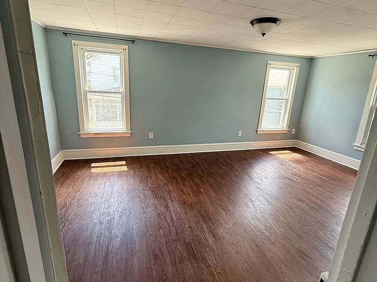 320 North St — Photo 8