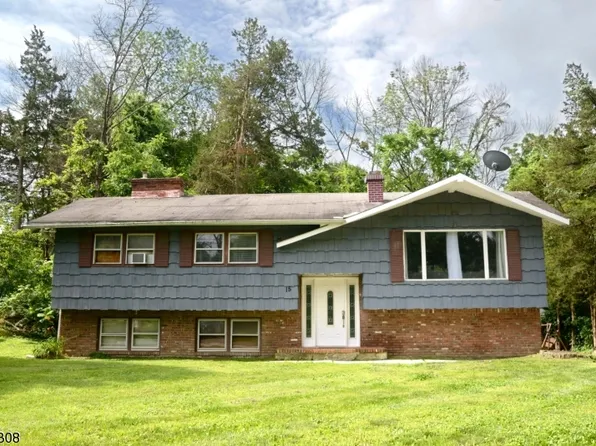 15 Vlietstra Dr, Vernon Twp., NJ 07418