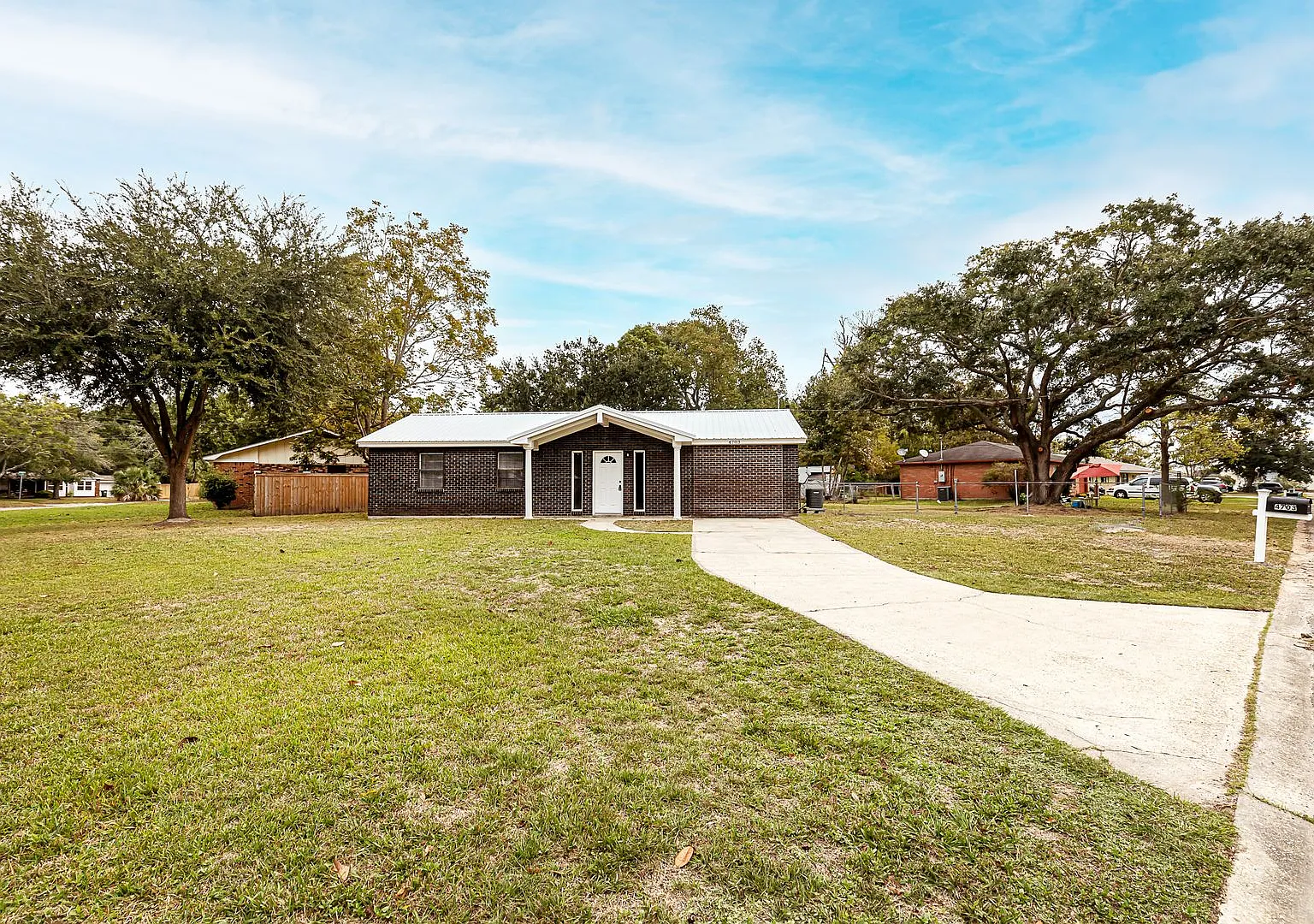 Super Cute Rental House! — Photo 3