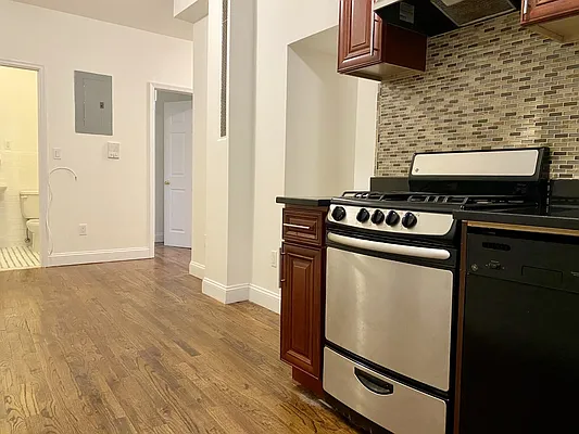 Rented by Corcoran | media 25