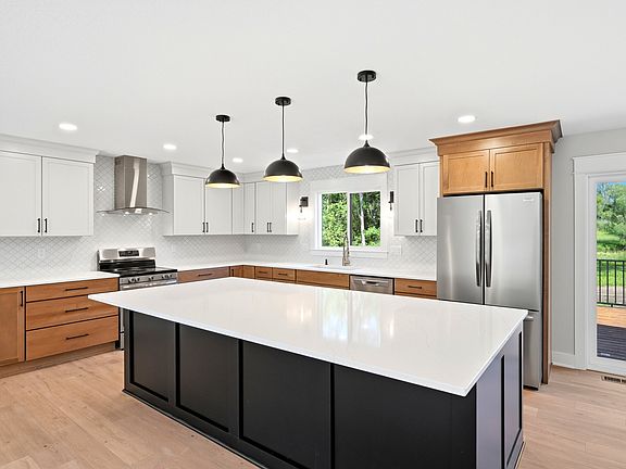 5th image of 33944 Overton Cir