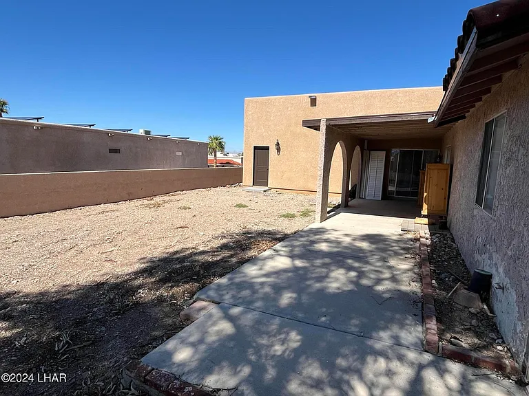 911 Scout Dr — Photo 13