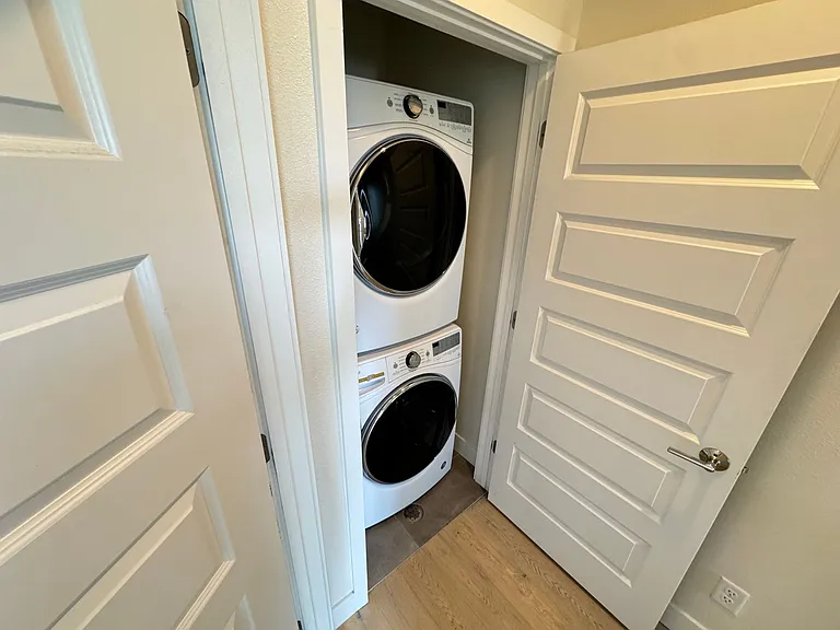 3050 Wilson Ct #6 — Photo 10