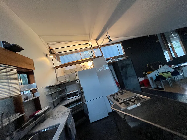 871 Berne St SE — Photo 32
