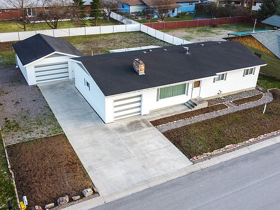 4th image of 1211 Pineview Dr