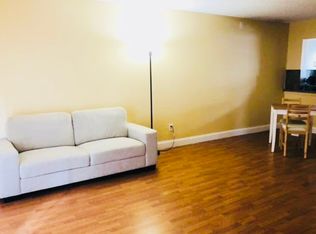 880 NE 207th Ter #10310, Miami, FL 33179