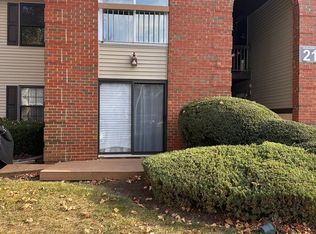 21 Augusta Ct #7, Freehold, NJ 07728