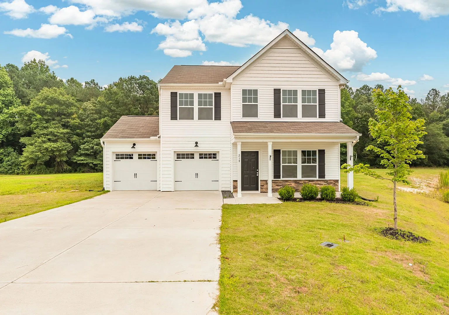 Lease Takeover in Angier! 4BR + Loft + Office | Through 3/31/27 — Photo 1