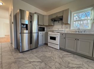 7 Grubb St #2, Poughkeepsie, NY 12603