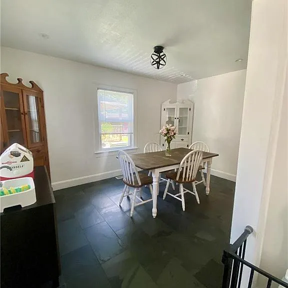 121 Winshire St — Photo 5