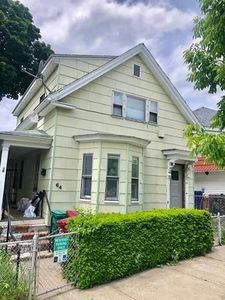 64 Jewett St, Lowell, MA, 01850