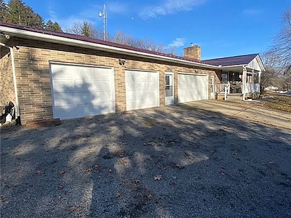 2nd image of 11298 Spruce Rd NW
