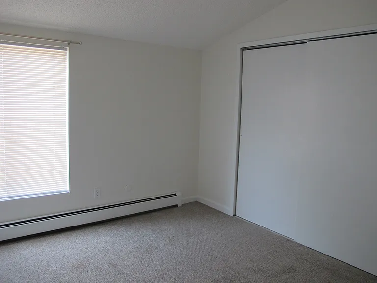 2831 Somerville Dr #D — Photo 4