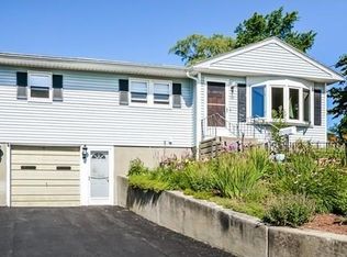 16 Stratton Dr, Hudson, MA 01749