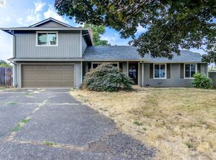 150 Woodlawn Ct, Oregon City, OR 97045
